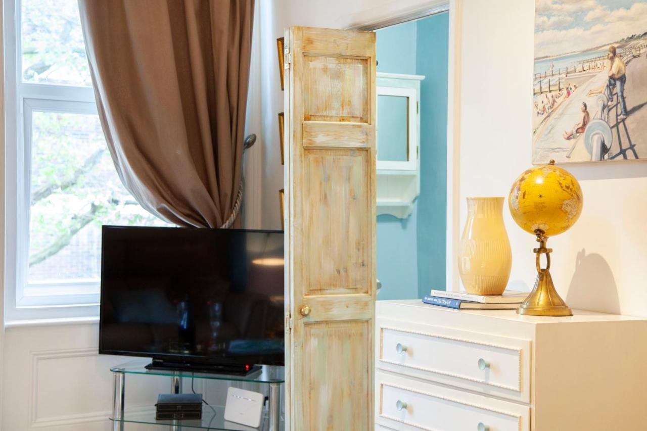 Treeside Suite By Grandeur Property Борнмът Екстериор снимка